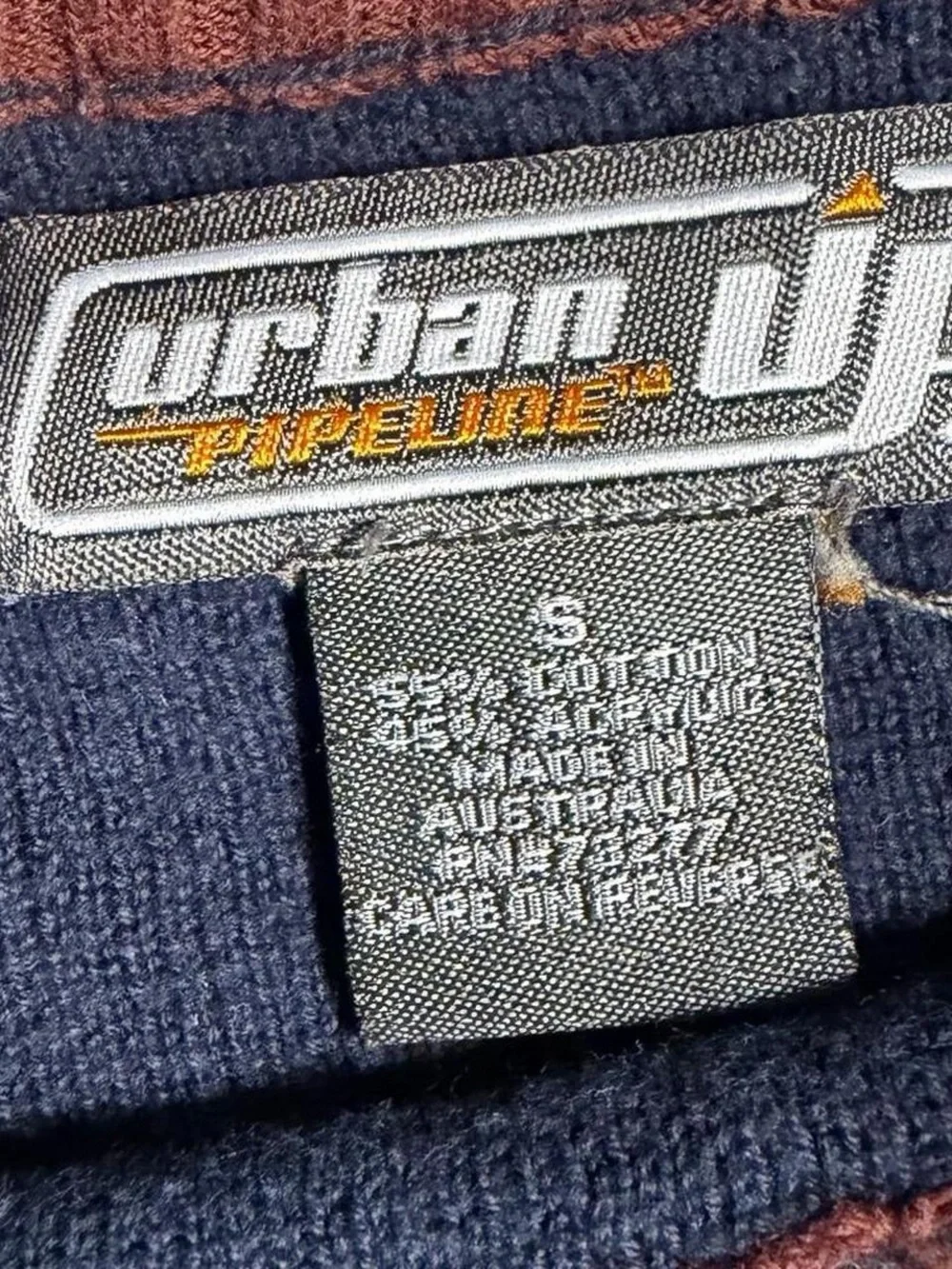 2000s Urban Pipeline navy blue sweater with stripes